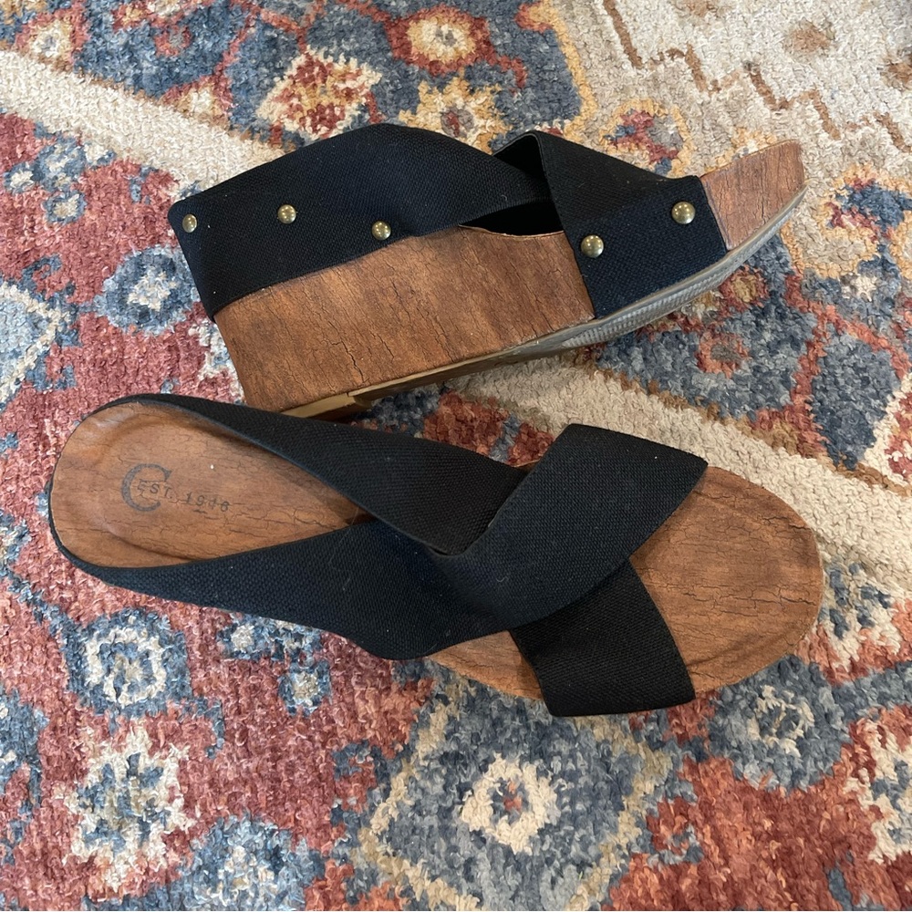Boutique wedges